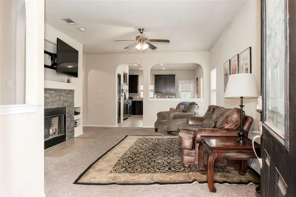 4821 Willow Branch Court, Fort Worth, TX 76036