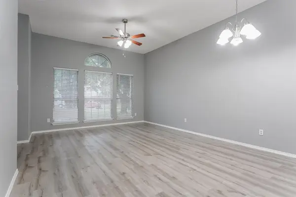 3206 Weirgate Court, Grand Prairie, TX 75052