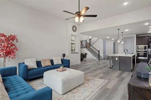 1913 Braided Mane Avenue, Aubrey, TX 76227