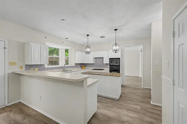 1810 Haydenbend Circle, Grapevine, TX 76051