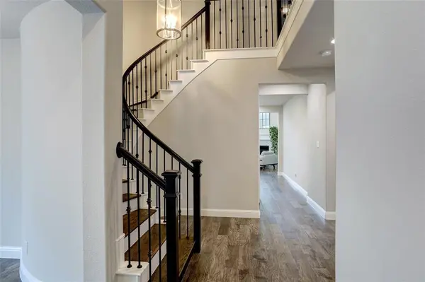 4509 Tall Knight Lane, Carrollton, TX 75010