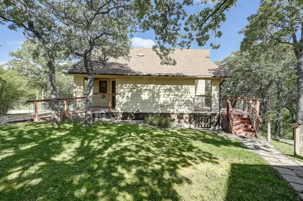 41 Crestline Court, Nocona, TX 76255