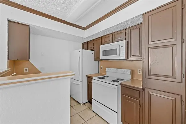 2314 Bamboo Drive #I103, Arlington, TX 76006