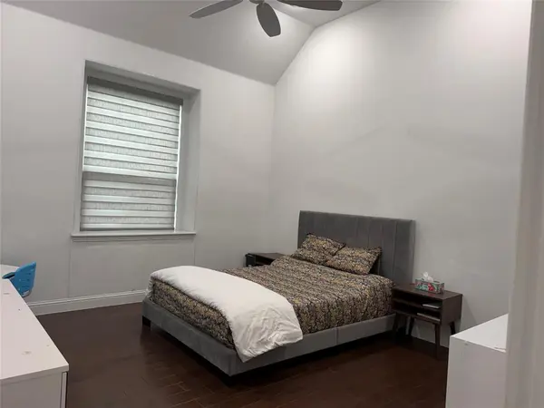 12513 Royal Oaks Lane, Farmers Branch, TX 75234