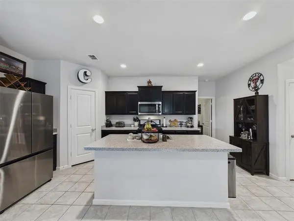 16705 Porterfield Lane, Justin, TX 76247