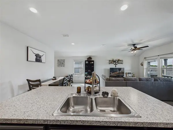 16705 Porterfield Lane, Justin, TX 76247