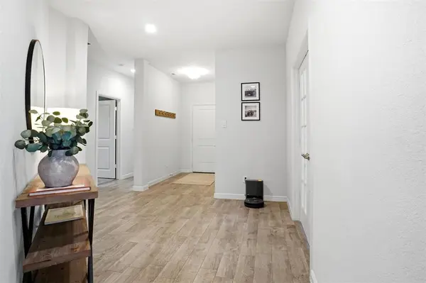 1004 Kimbrough Road, Azle, TX 76020