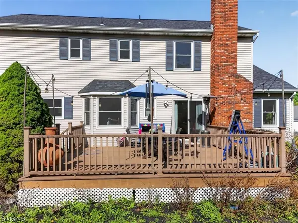 5 Fisher Ct, East Amwell Twp., NJ 08551