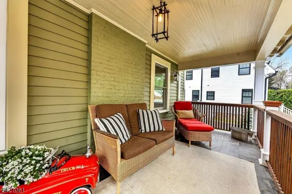 34 Buttonwood Rd, Essex Fells Twp., NJ 07021