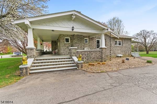 1316 Belvidere Rd, Lopatcong Twp., NJ 08865