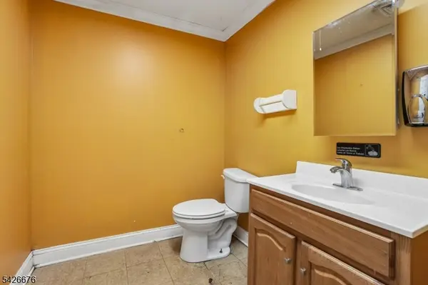 410 E Main St, Bound Brook Boro, NJ 08805