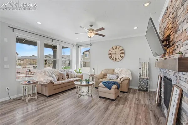 10105 Thrive LN, Colorado Springs, CO 80924