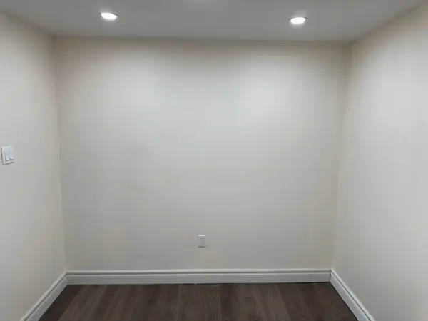 3 Honey DR #(Bsmnt), Toronto E04, ON M1R 3S3