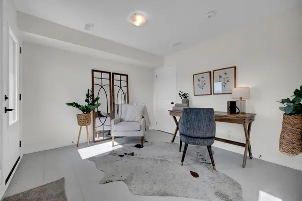 39 Addyman CRES, Clarington, ON L1B 0X1