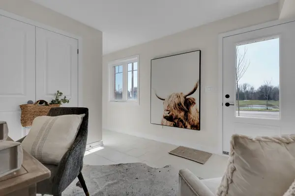 39 Addyman CRES, Clarington, ON L1B 0X1