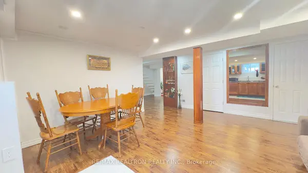 1234 Maple Ridge DR #Bsmnt, Pickering, ON L1X 1A5