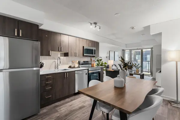 1455 Celebration DR #1704, Pickering, ON L1W 0C3