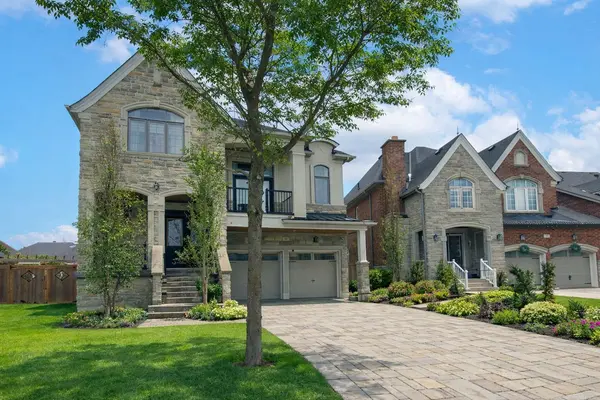 10 Sim Hill CRES, King, ON L7B 0C4