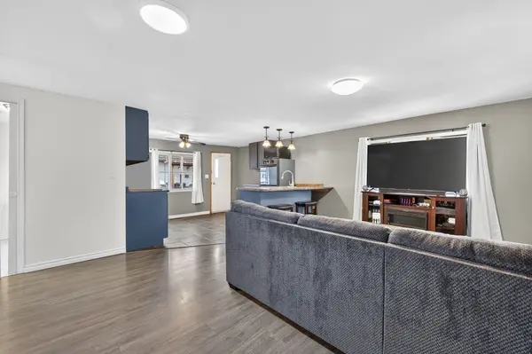 4125 Elaine ST, Severn, ON L3V 0V1