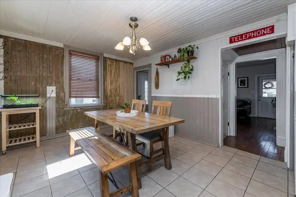 467 High ST, Orillia, ON L3V 4X8