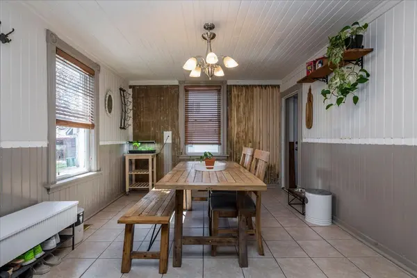 467 High ST, Orillia, ON L3V 4X8