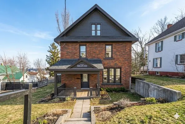 109 Brant ST E, Orillia, ON L3V 1Z3