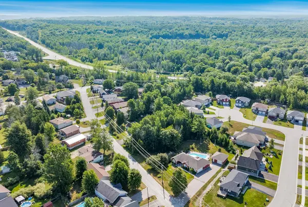 19 Bourgeois Beach RD, Tay, ON L0K 2A0