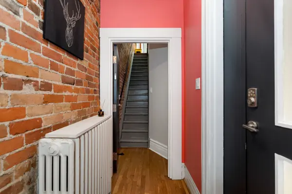 87 Springhurst AVE, Toronto W01, ON M6K 1B7