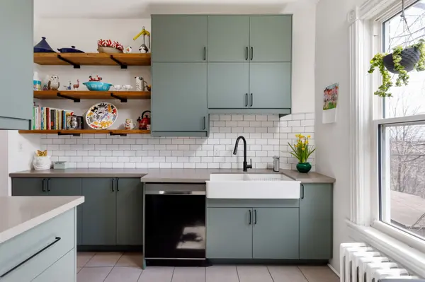 87 Springhurst AVE, Toronto W01, ON M6K 1B7