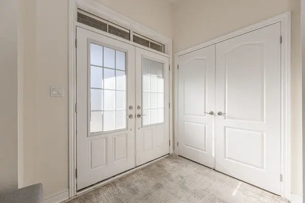 2453 Village Common N/A, Oakville, ON L6M 0S2