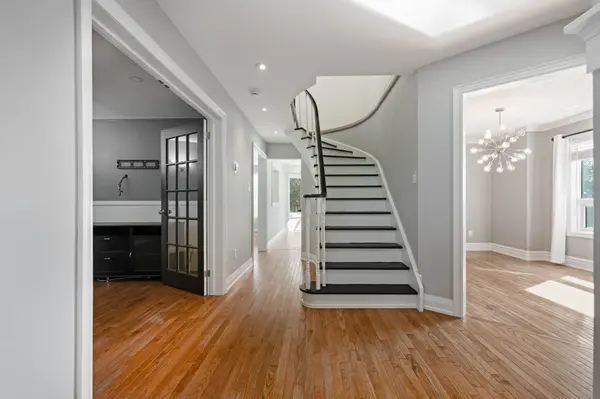 292 Lisa Marie DR, Orangeville, ON L9W 4P4