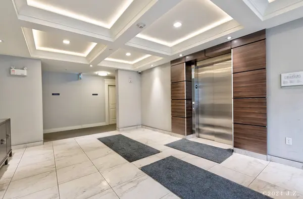 620 Sauve ST #203, Milton, ON L9T 9A5