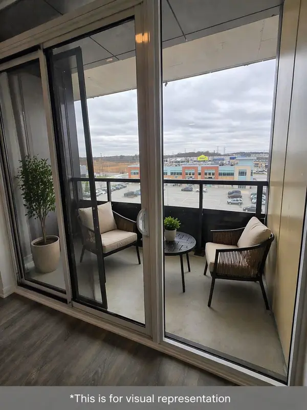 4853 Thomas Alton BLVD #526, Burlington, ON L7M 0H3