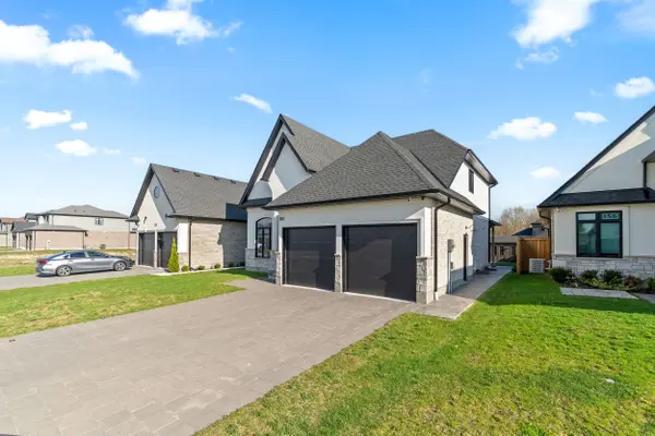 160 Foxborough PL, Thames Centre, ON N0M 2P0