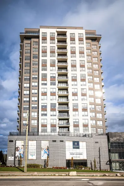 4286 King ST #905, Kitchener, ON N2P 2E9