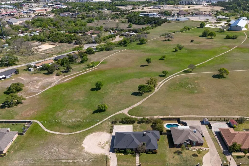 413 W Park Avenue, Weatherford, TX 76086