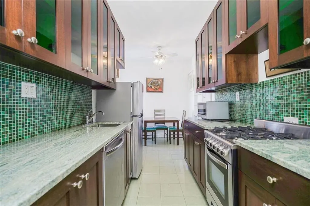 3100 Brighton 3rd ST #6J, Brooklyn, NY 11235