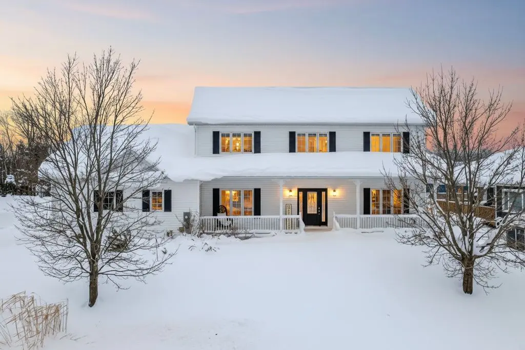 3 BRECHIN CRES, Oro-medonte, ON L0K 1N0