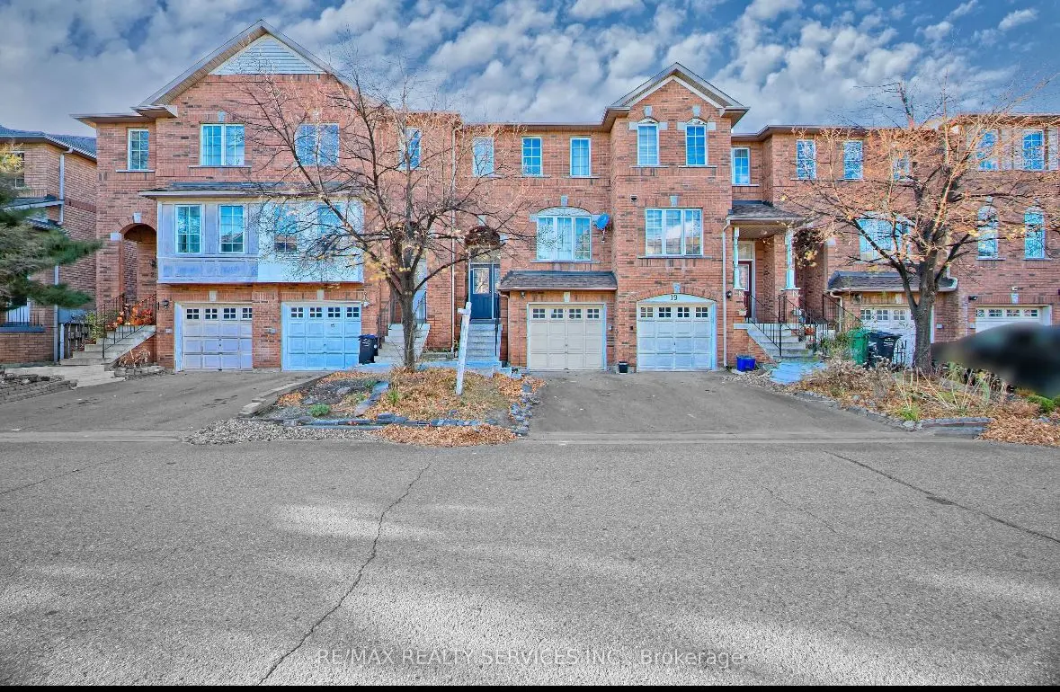 170 Havelock DR #21, Brampton, ON L6W 4T3