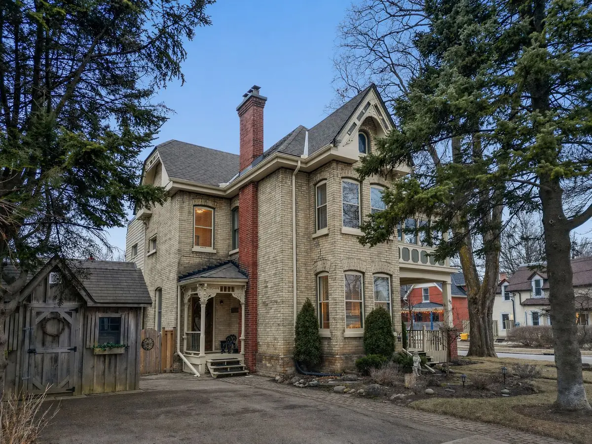 65 Bruce ST, London South, ON N6C 1G7