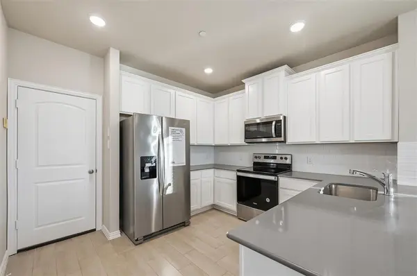 3001 Percheron Drive, Mesquite, TX 75150