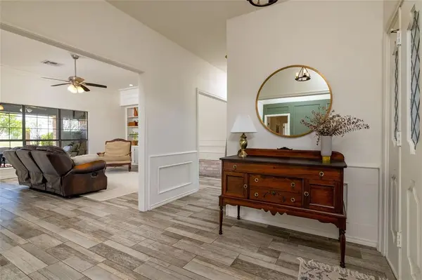 413 W Park Avenue, Weatherford, TX 76086