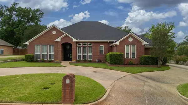 5701 Churchill Drive, Tyler, TX 75703