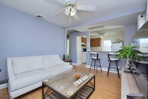 103 Orchard St #2, Summit City, NJ 07901