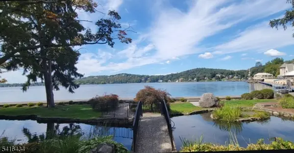 603 West Shore Trl, Sparta Twp., NJ 07871