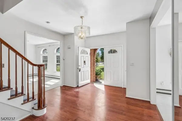 1106 Van Arsdale Dr, Branchburg Twp., NJ 08853