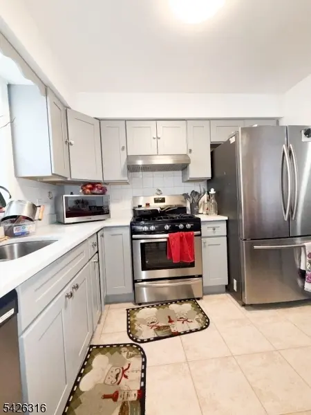 111 Pennsylvania Ave, Newark City, NJ 07114