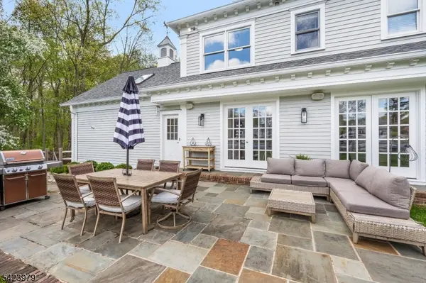 43 Lake Rd, Chatham Twp., NJ 07928