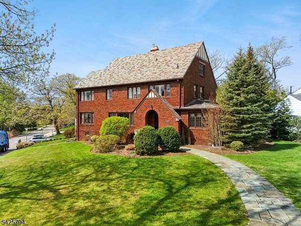 2 Overhill Rd, South Orange Village Twp., NJ 07079