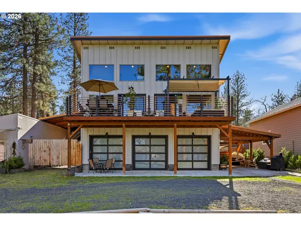 206 S LAKEWOOD RD, Tygh Valley, OR 97063